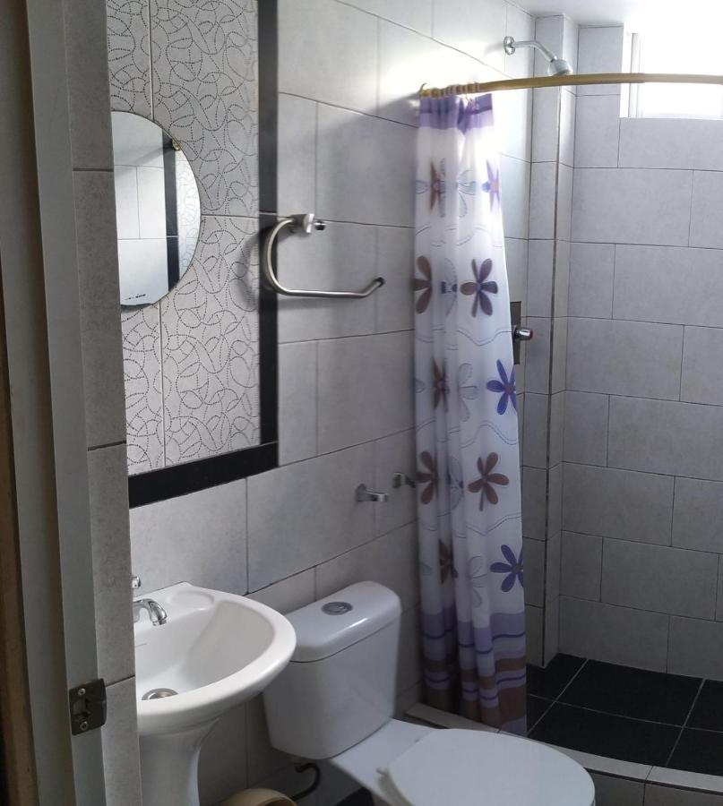 Hostal Bryana Inn Banos Bagian luar foto